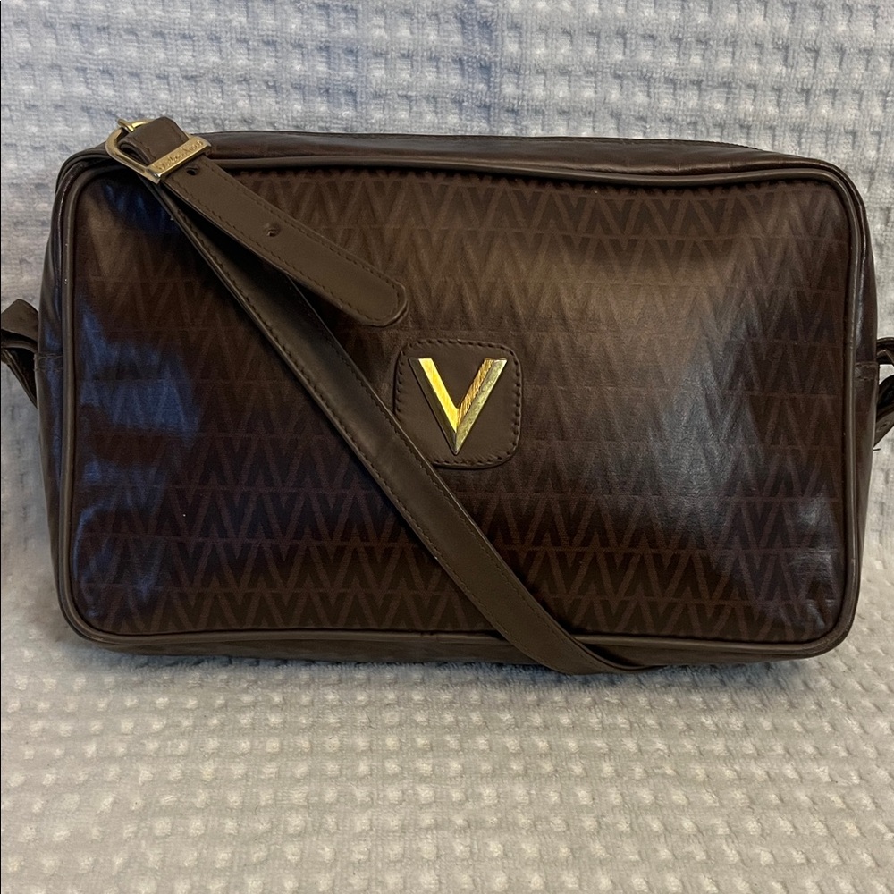 Mario Valentino V-Emblem Shoulder Bag